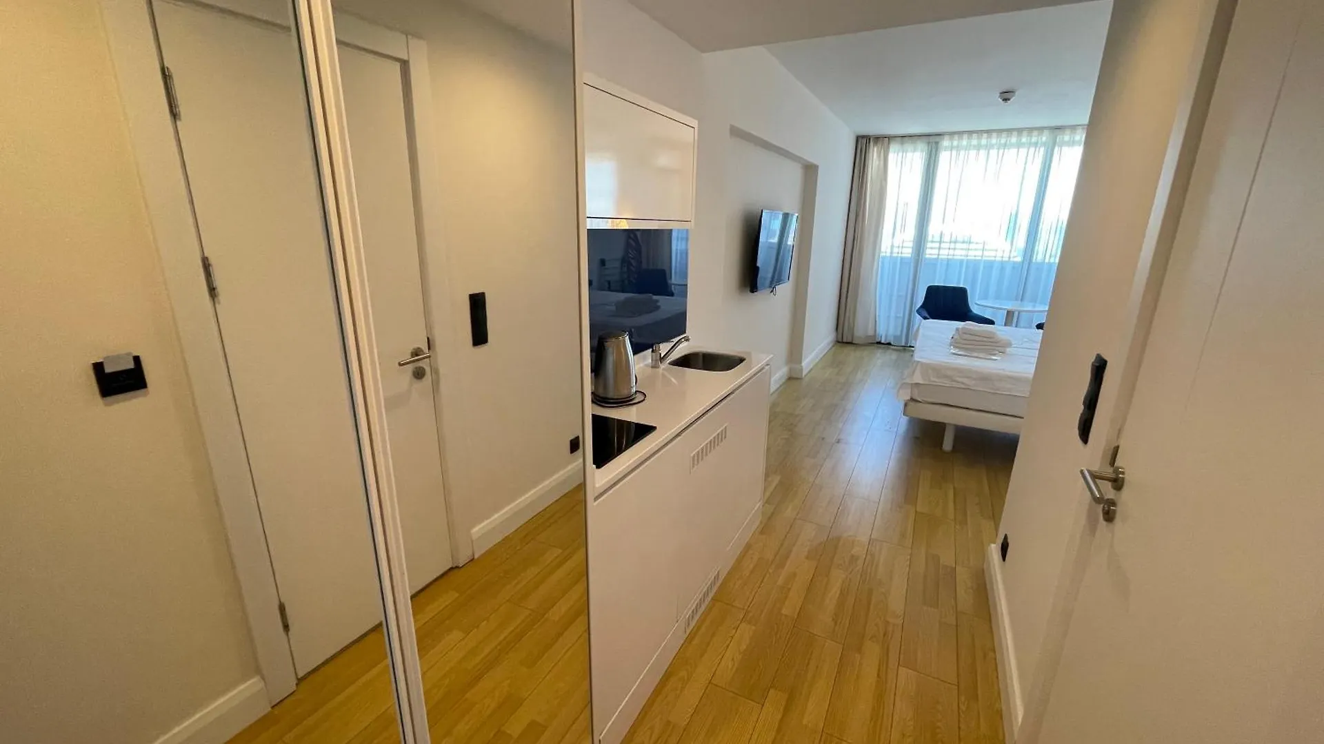 Orbi City Sea View Batumi 0*,